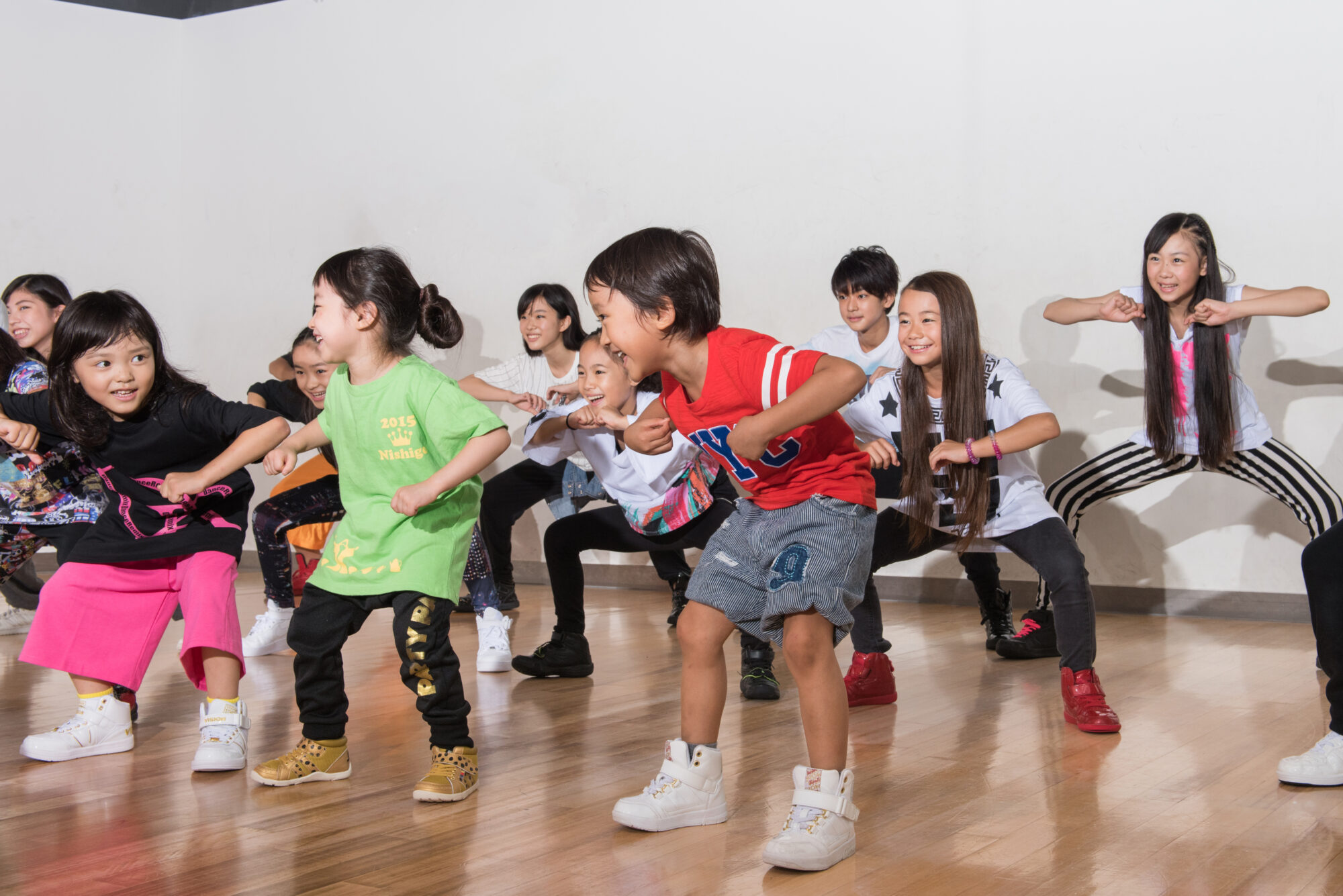 DANCE BOX [produced by avex] 横浜市栄スポーツセンター