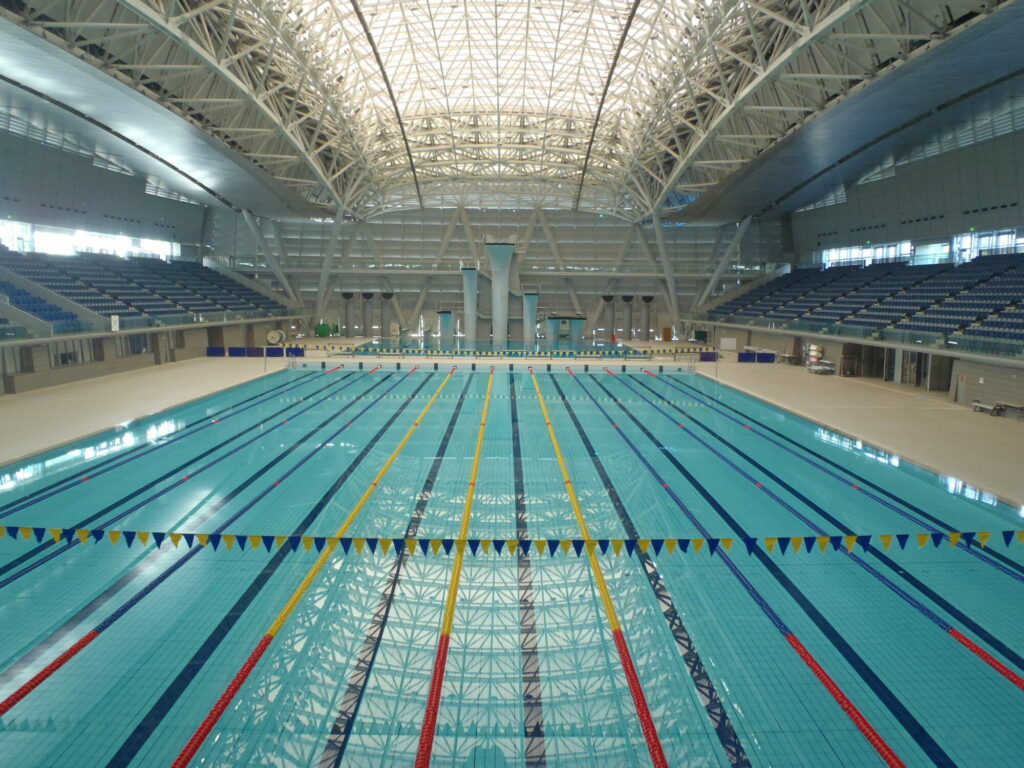 メインプール – 横浜国際プール